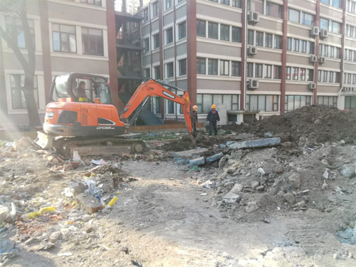 D:/新建办/【新建办】月安全质量大检查，双月简报/财大月末例行联合安全检查/2018.1.15/新建文件夹/3 拷贝.jpg